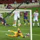 Illustration for article titled Lionel Messi Sees Connor McDavids Ridiculous Goal And Raises ... As He Falls (SEE IT!)